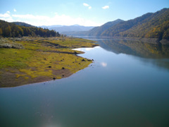 人工湖