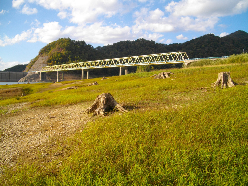 橋のある風景