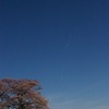 山が高いと空が近い。