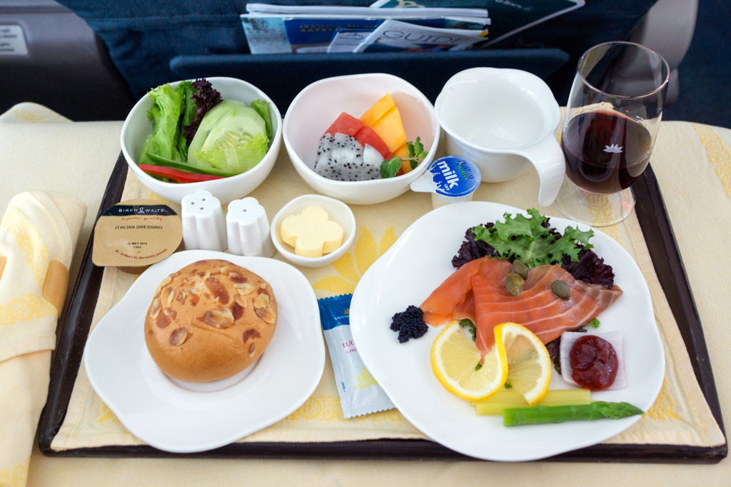 ベトナム航空　昼食前菜