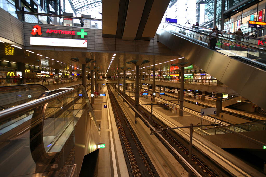 ベルリン中央駅構内