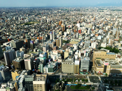 朝の名古屋駅前