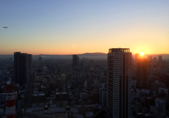 名古屋の夜明け