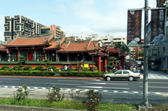 台北市街新旧混合