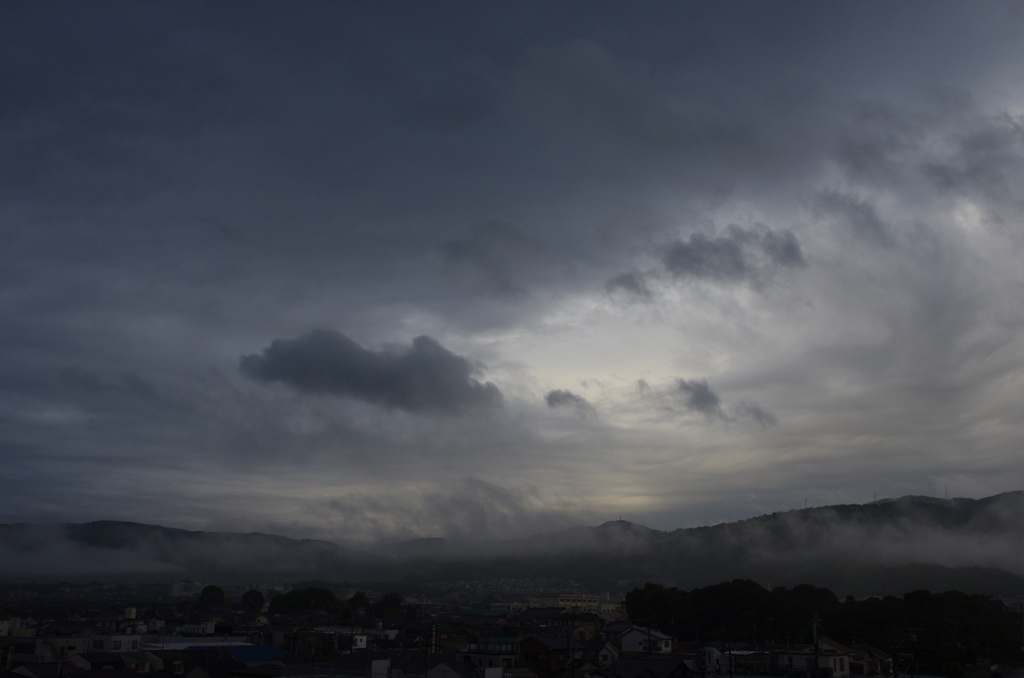 霧の朝