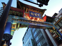 横浜　中華街　門