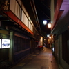 温泉街の路地裏