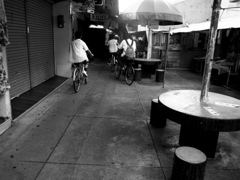 那覇市を歩く