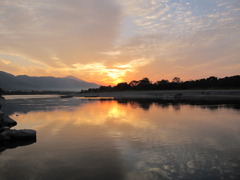 夕暮れの吉野川