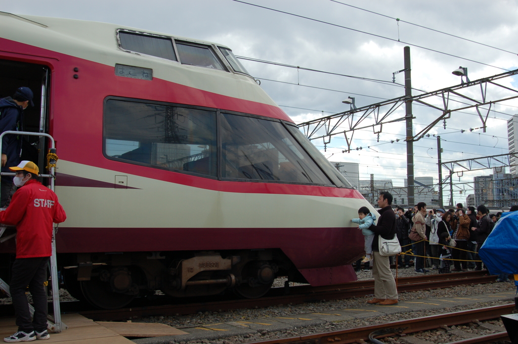 ロマンスカー