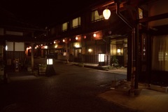 神楽門前湯治村1