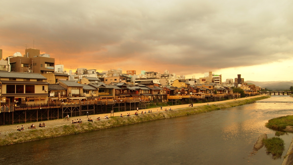 夕涼み