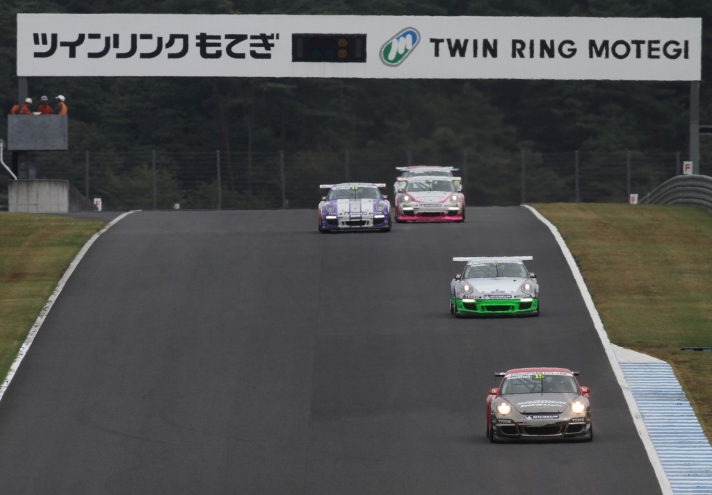 Porsche Carrera Cup Japan Rd.12 START