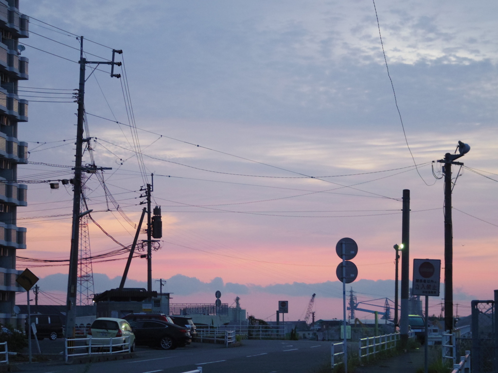 夜明けの通勤路