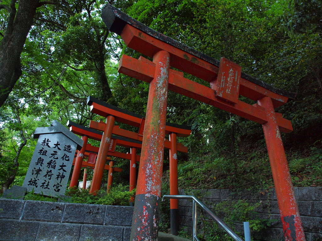 社の佇まい