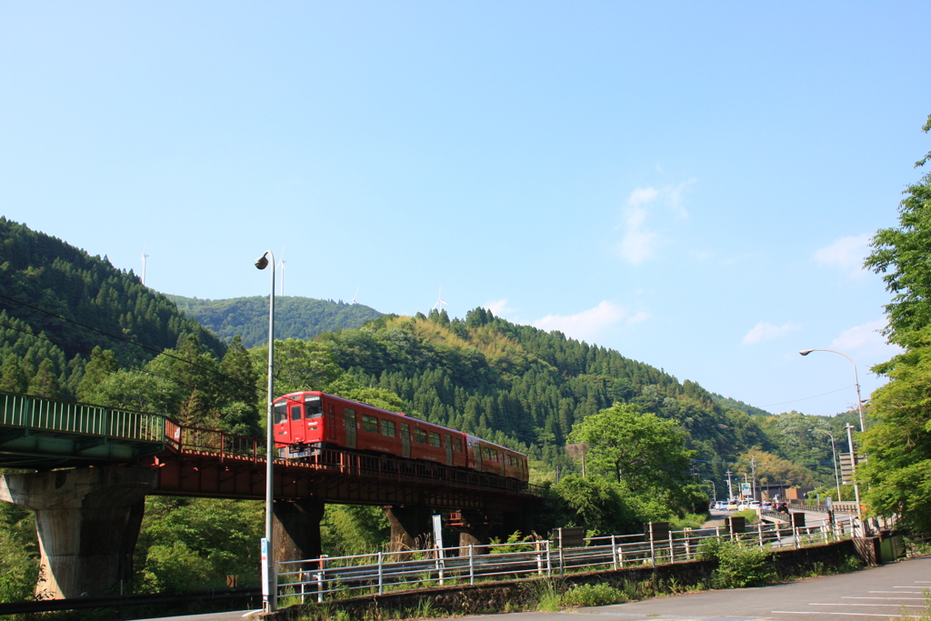 峡谷を往く