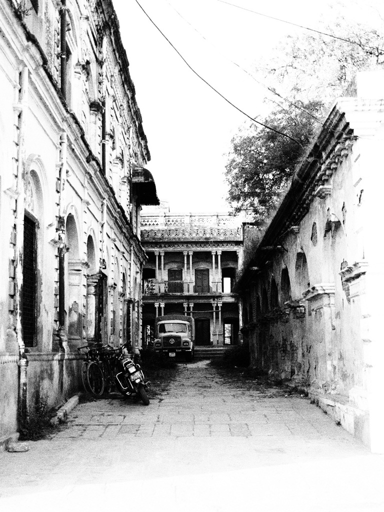 Alley