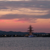 夕焼けと海王丸