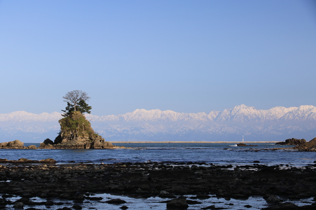 女岩と立山連峰