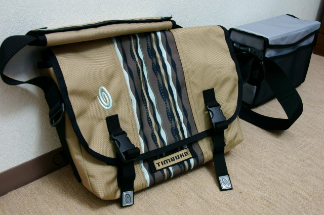 TIMBUK2　カメラインナー付きクラシックメッセンジャー Sサイズ