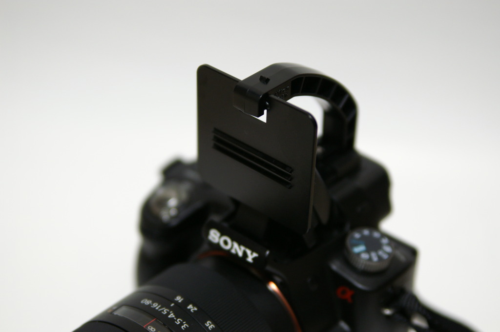 α55にニコンのSG-3IRを取り付ける・その1