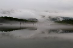 上高地大正池の朝靄