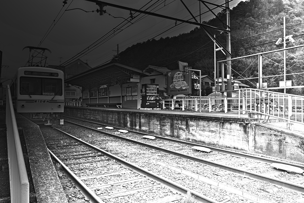 行く先は闇