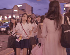 進め女子