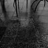通りすがりの雨