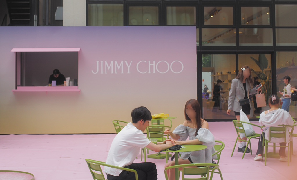 銀座　JIMMY CHOO