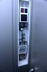 スケルトンのエレベータ操作盤