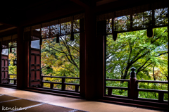 談山神社本殿より