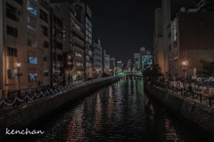 堀川の夜