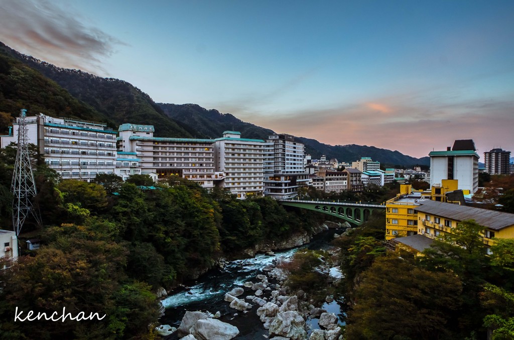 鬼怒川温泉夜明け