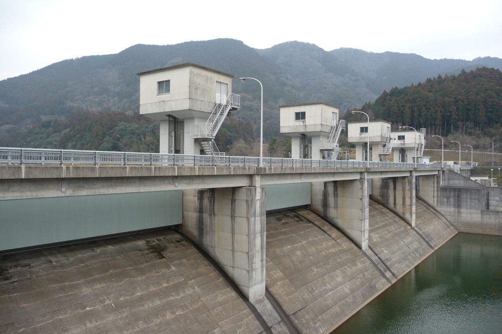 湯の原ダム