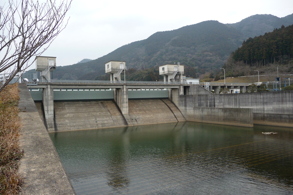 湯の原ダム