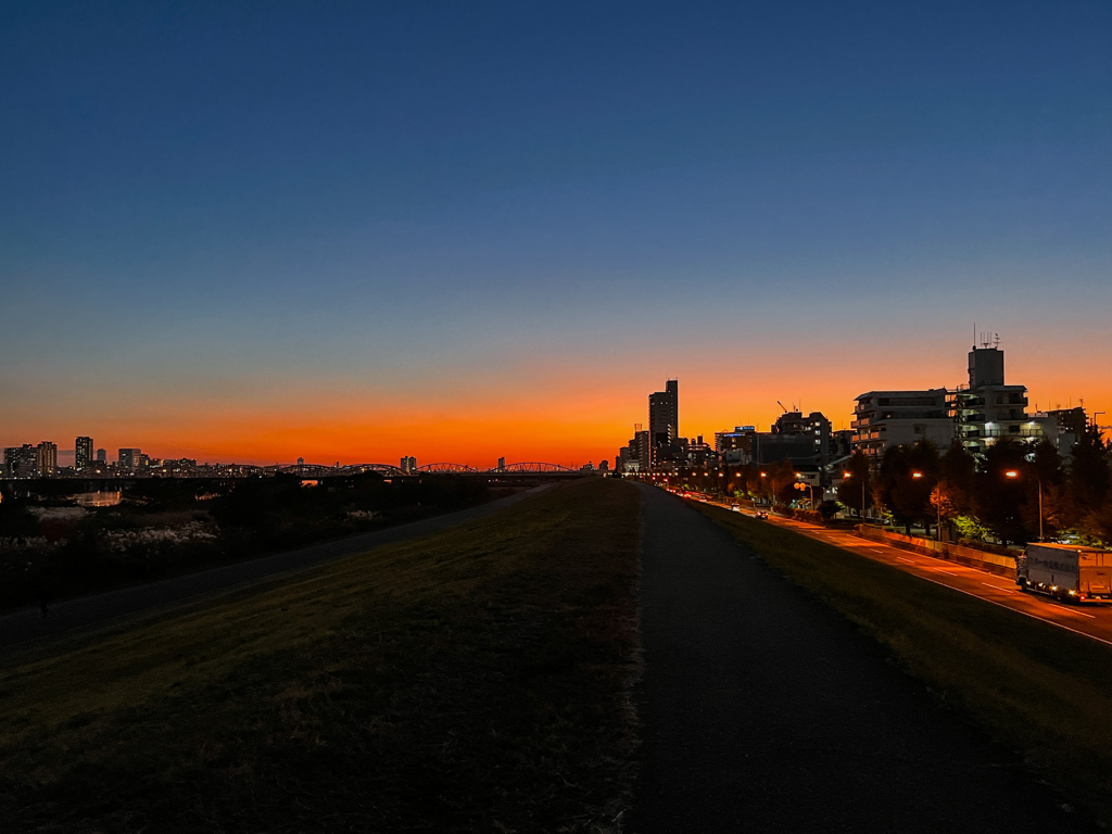 淀川の夕暮れ