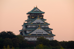 夕焼けの大阪城