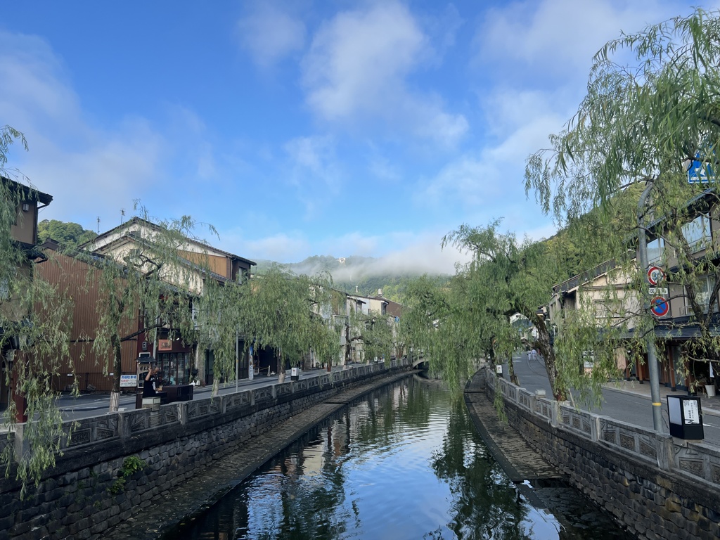 早朝の城崎温泉