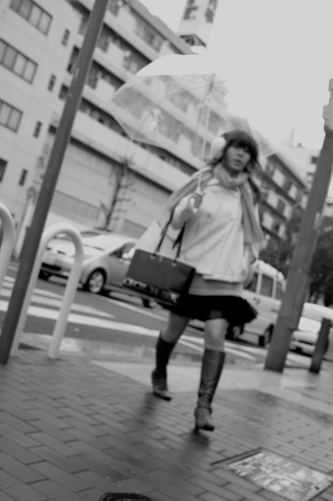 雨のミニスカート