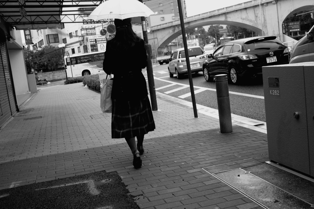 雨女の後姿