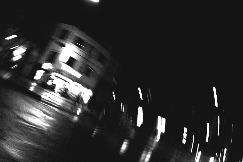 夜が回る