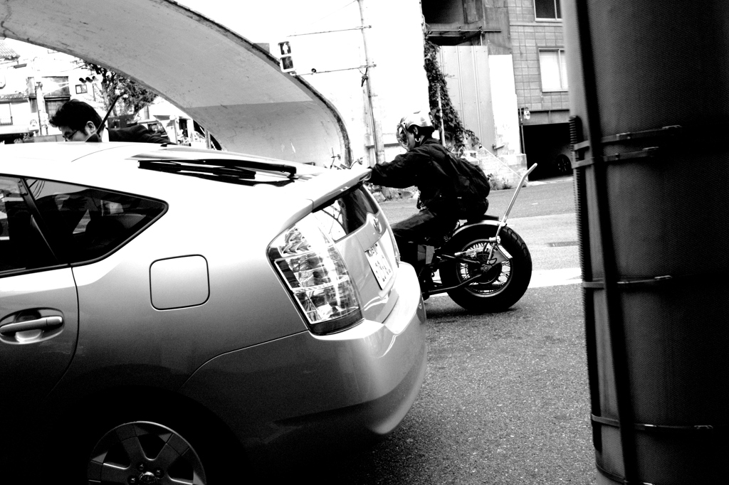 プリウスとバイク