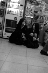 早く学校行きなさい！