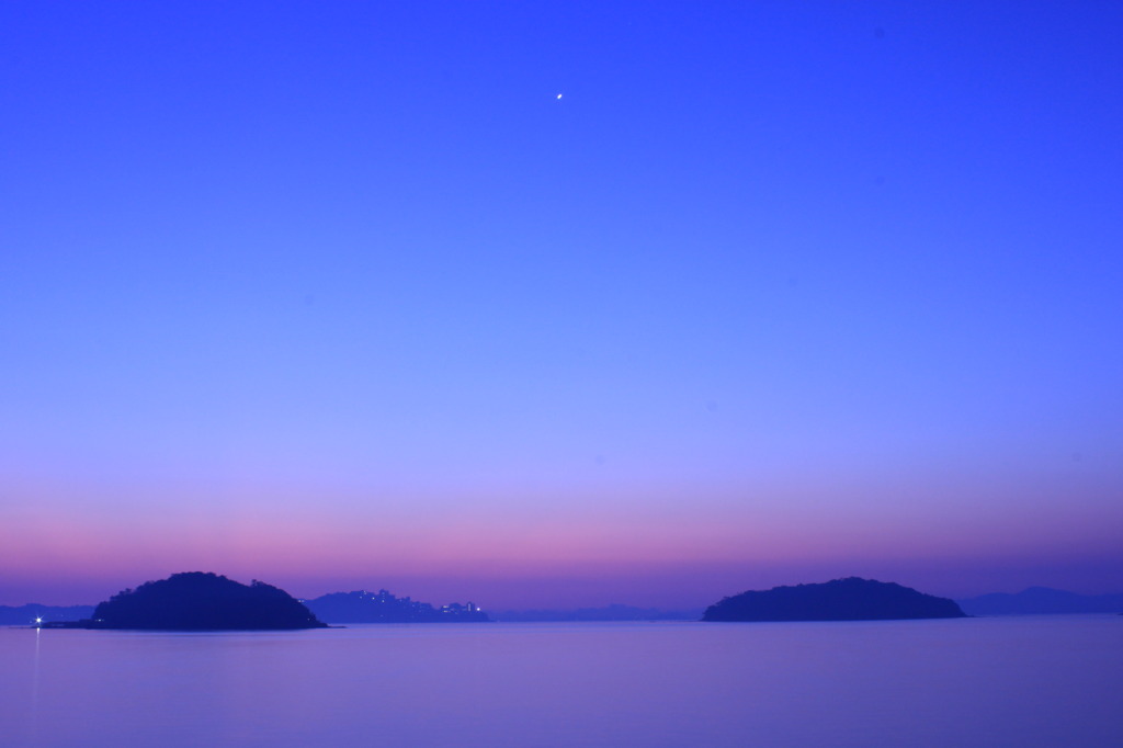 三河湾の夜明け