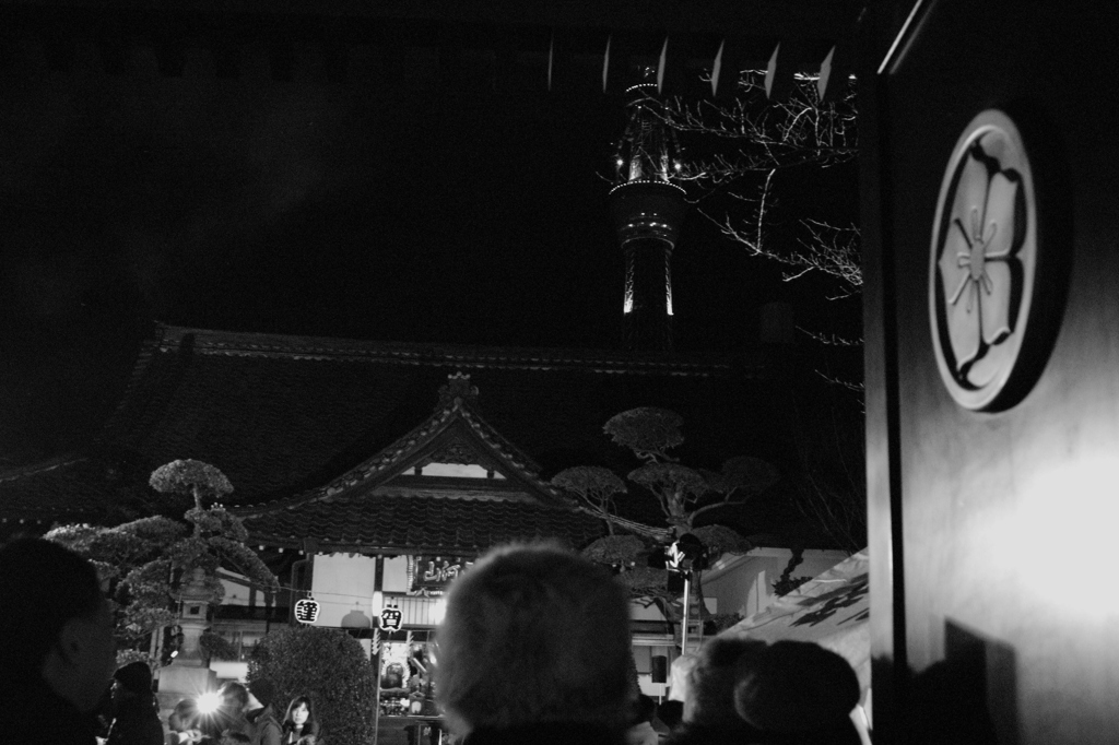 お寺とスカイツリー