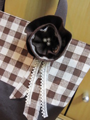 hand made★アルパカ混のコサージュ付ミニトート