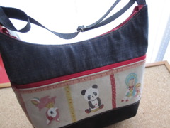 hand made★パンダのレトロ柄バッグ