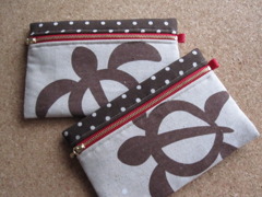 hand made★ホヌの通帳用ポーチ