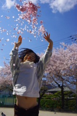 桜のブーケ投げ